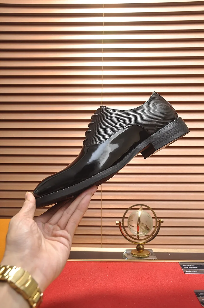 Men's shoes💰460💶【LOUIS VUITTON】(sheepskin lining) new cowhide LV formal shoes🎩🎩❗️🆘made one to one at the counter🎩original quality, imported cowhide upper➕full sheepskin lining➕original rubber outsole, {high quality visible}👣Size: 38-45 (45 custom-made)